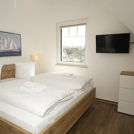 Rex Rugia Fewo15-7 Mit Schwimmbad Und Saunanutzung Im Ahoi-erlebnisbad Sellin