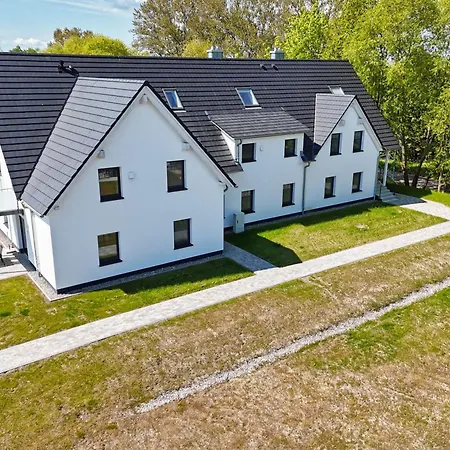 Rex Rugia Fewo15-7 Mit Schwimmbad Und Saunanutzung Im Ahoi-erlebnisbad Sellin