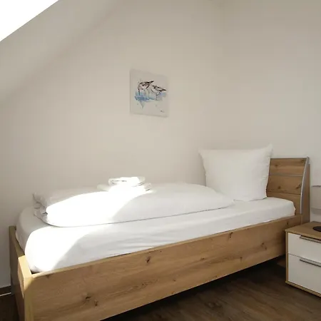 Rex Rugia Fewo15-7 Strandnah,balkon,sauna,pool Lobbe