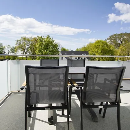 Rex Rugia Fewo15-7 Strandnah,balkon,sauna,pool * Lobbe